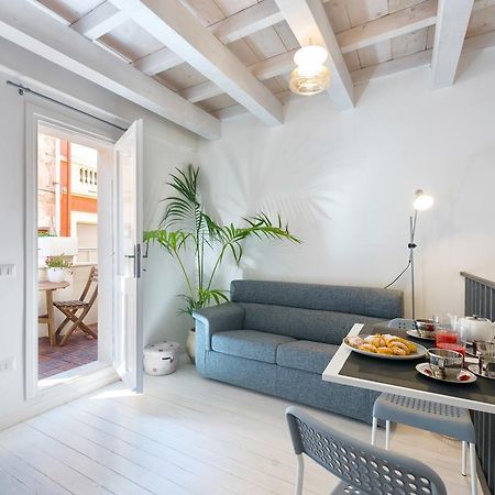 Castelletto Suite La Marina กาญารี ภายนอก รูปภาพ