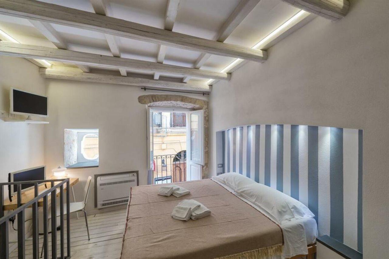 Castelletto Suite La Marina กาญารี ภายนอก รูปภาพ
