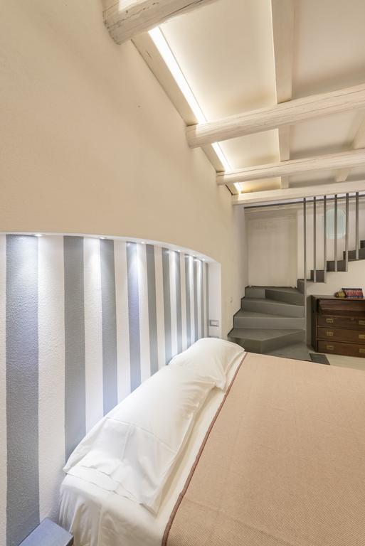 Castelletto Suite La Marina กาญารี ภายนอก รูปภาพ
