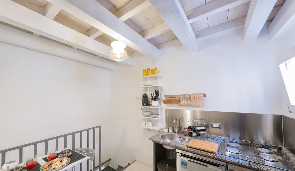 Castelletto Suite La Marina กาญารี ภายนอก รูปภาพ