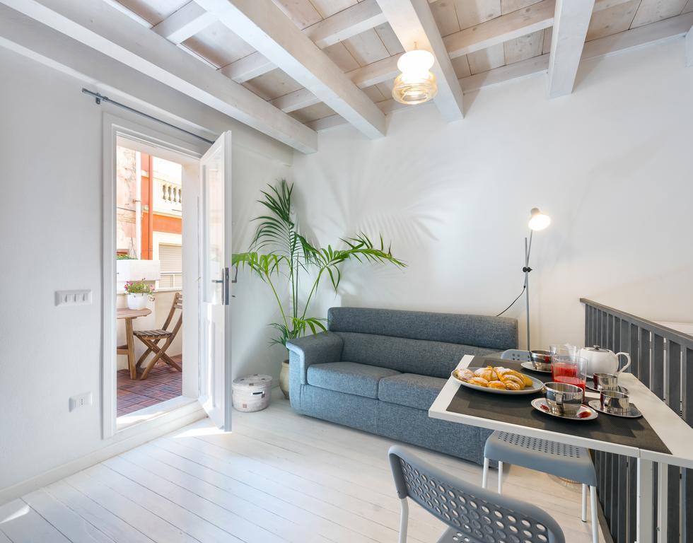 Castelletto Suite La Marina กาญารี ภายนอก รูปภาพ